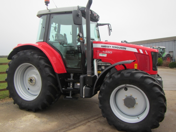 Massey Ferguson 5480, 04/2012, 505 hrs | Parris Tractors Ltd