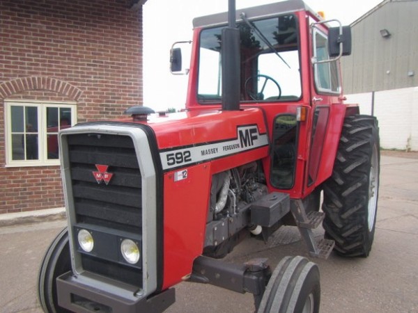 Used Massey Ferguson 592 tractors Year: 1982 for sale - Mascus USA