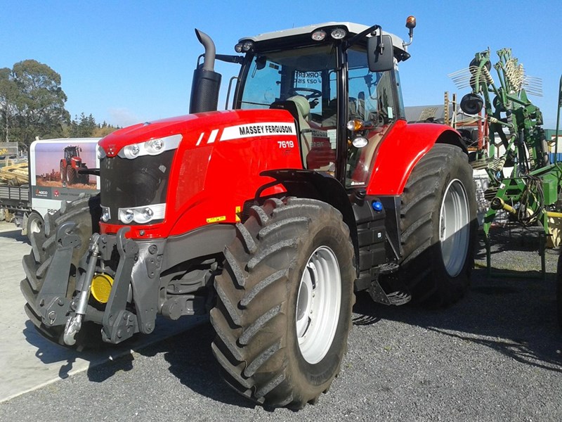 MASSEY FERGUSON 7619 ESD6 Tractors Specification