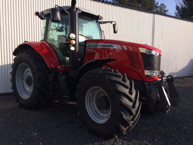 Massey Ferguson 7724 Dyna vt Exclusive for sale - Year: 2015 | Used ...