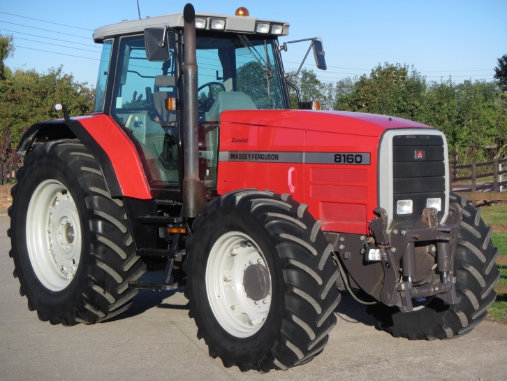 Massey Ferguson 8160, 1996, 3,212 hrs | Parris Tractors Ltd