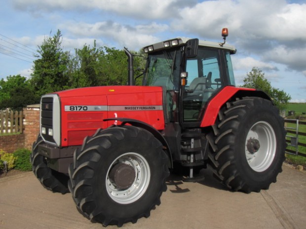 Massey Ferguson 8170, 1999, 4,420 hrs | Parris Tractors Ltd