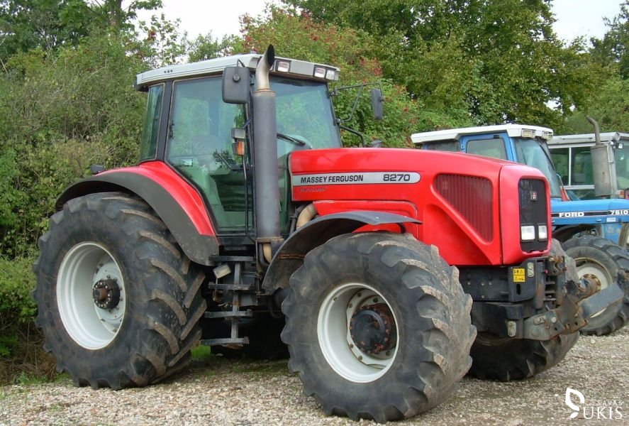 Traktorius Massey Ferguson 8270 - Savas Ūkis