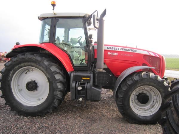 Used Massey Ferguson 8460 4 WD VARIO-LÅDA tractors Year: 2006 for ...