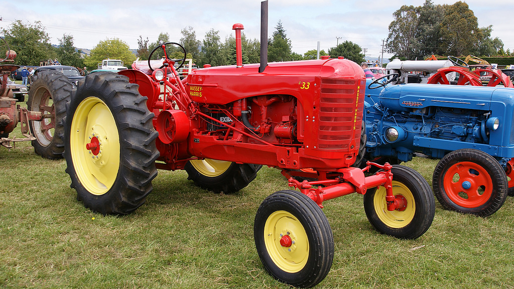 Massey Harris 33 Tractor. | Production years: 1952 - 1955, M ...