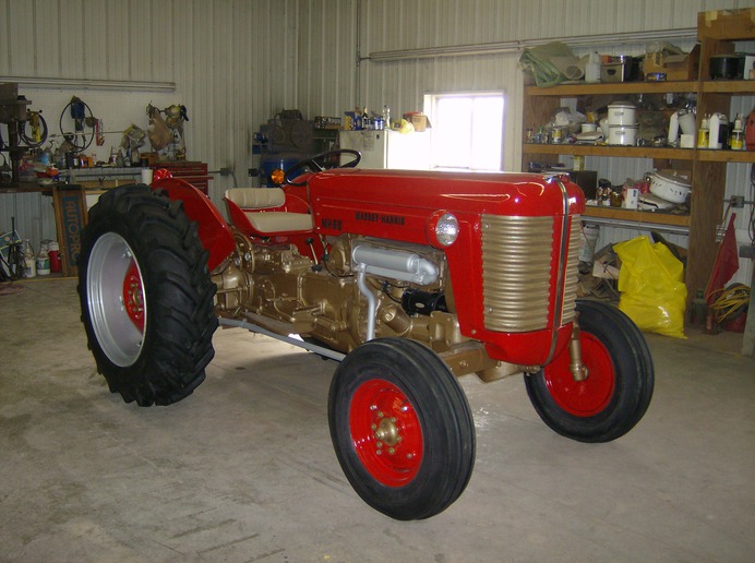 Massey Harris 50 - Yesterday's Tractors