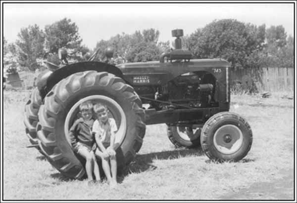 Massey-Harris 745 | Tractor & Construction Plant Wiki | Fandom powered ...