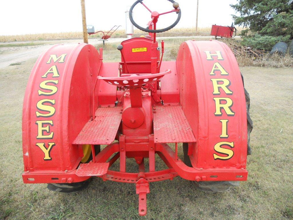 Massey Harris Pacemaker (4) - Old West Realty & Auction, LLC ...