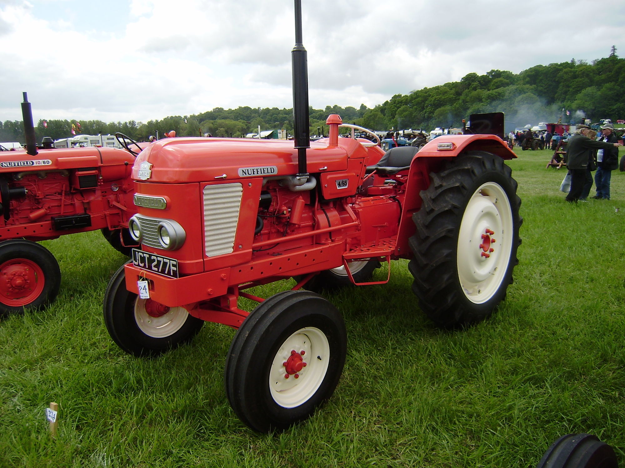 Category:465 (model number) | Tractor & Construction Plant Wiki ...