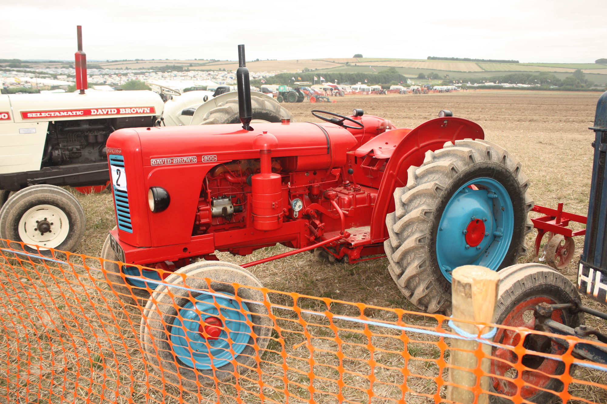 Category:900 (model number) | Tractor & Construction Plant Wiki ...