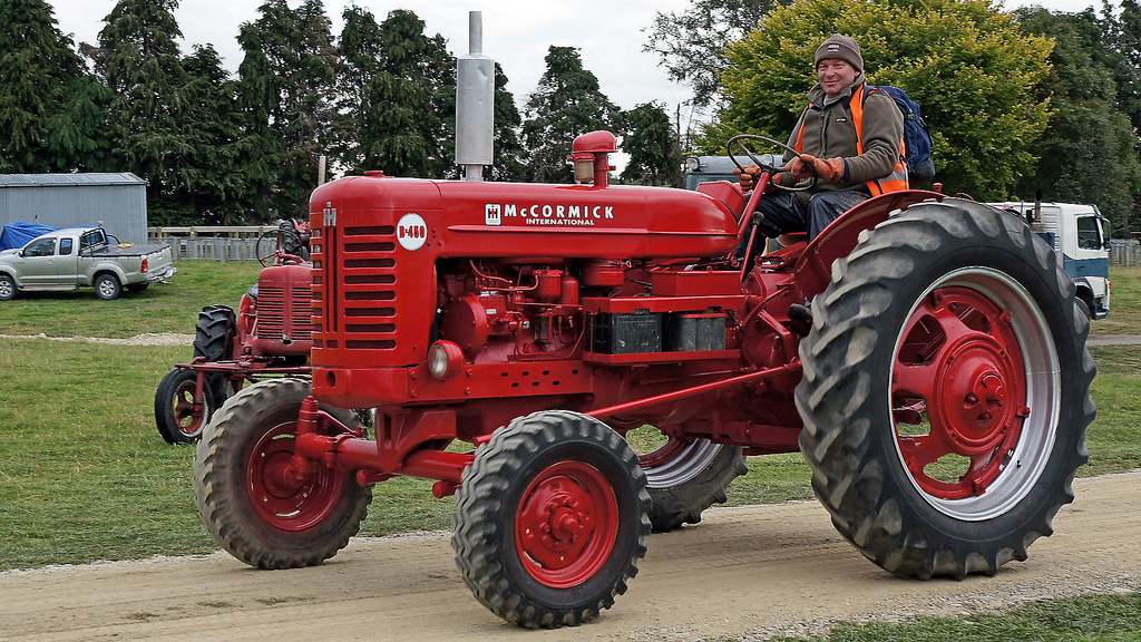 McCormick International B-450 Tractor. 1958 - 1970. | Flickr