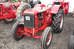14 missing full orchard wings seen at Newark Vintage Tractor Show ...