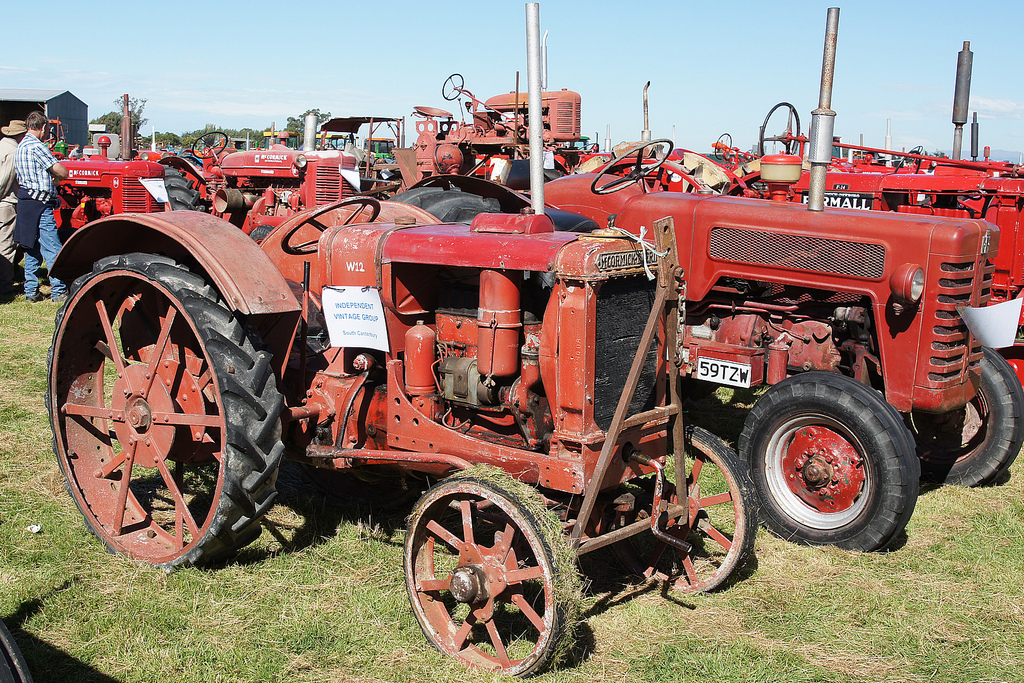 McCormick Deering W-12 Tractor. | The South Canterbury Steam ...