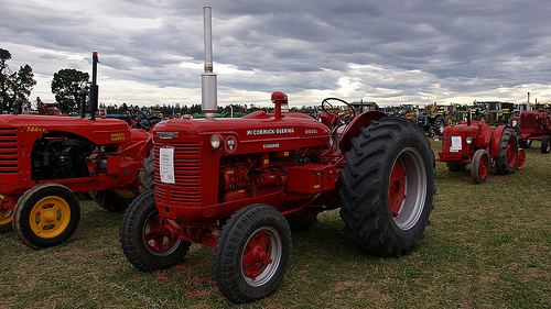 McCormick Deering WD-9 Tractor. | Seen at the Vintage Machin ...
