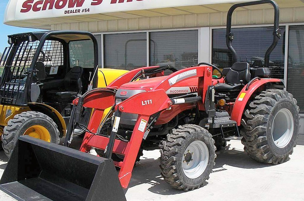Image - McCormick CT47 MFWD w loader-2010.jpg - Tractor & Construction ...