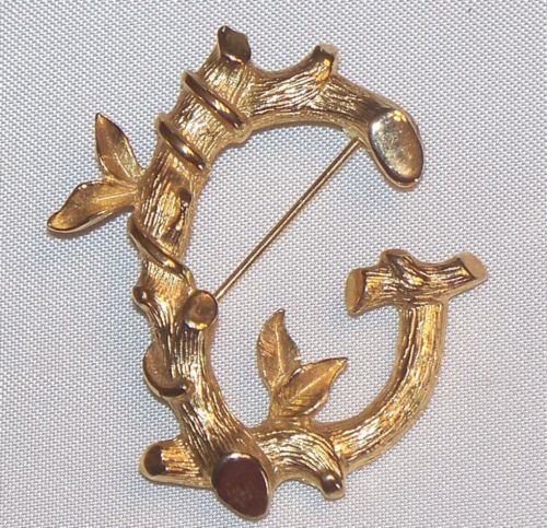 Vintage Sarah Coventry Abc's Letter Initial G Brooch Pin M753