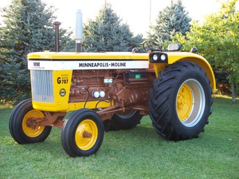 1965 Minneapolis Moline G707 - TractorShed.com
