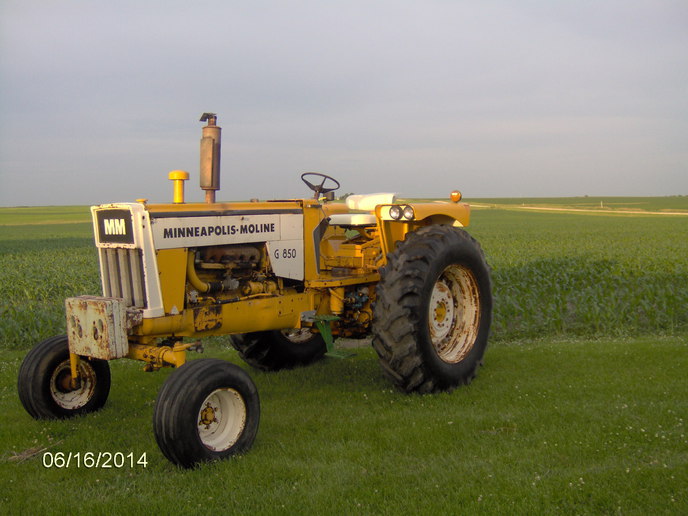 Minneapolis Moline G850 - Yesterday's Tractors (78273)