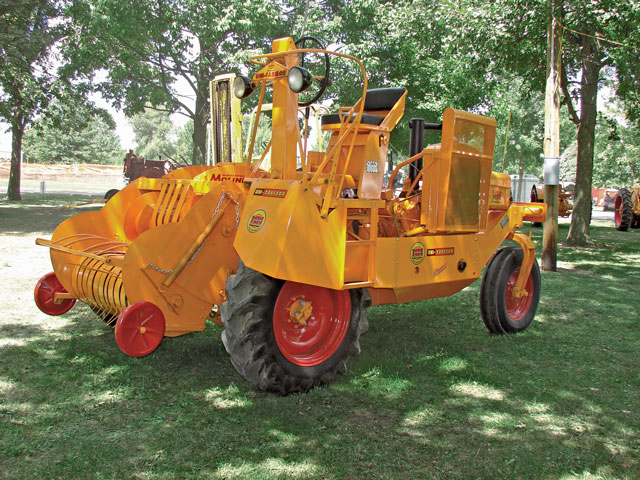 Minneapolis-Moline Prairie Gold Tractors - Tractors - Farm Collector