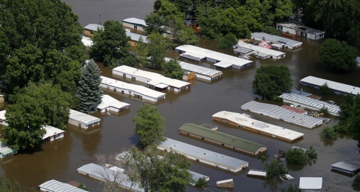 ... waters in Minot, North Dakota June 25, 2011. REUTERS/Allen Fredrickson
