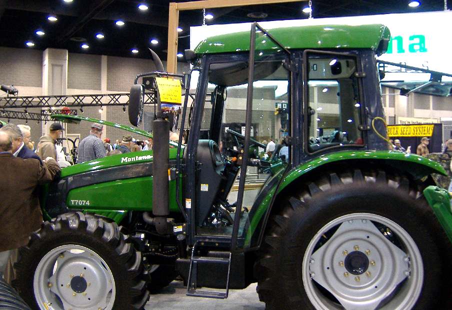 Montana T7074 - Tractor & Construction Plant Wiki - The classic ...