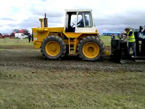 muir hill 171 tractor pull to limit - YouTube