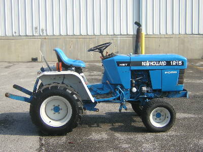 NEW HOLLAND 1215 TRACTOR