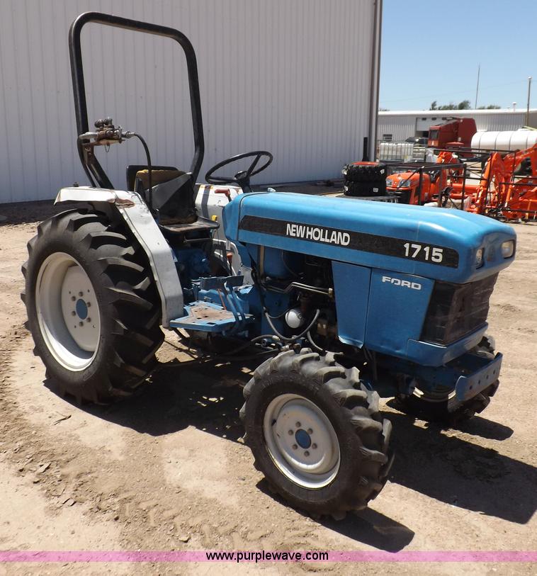 1996 New Holland 1715 MFWD tractor | no-reserve auction on Wednesday ...