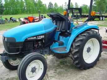 Used Farm Tractors for Sale: New Holland 1725 (2006-05-11 ...