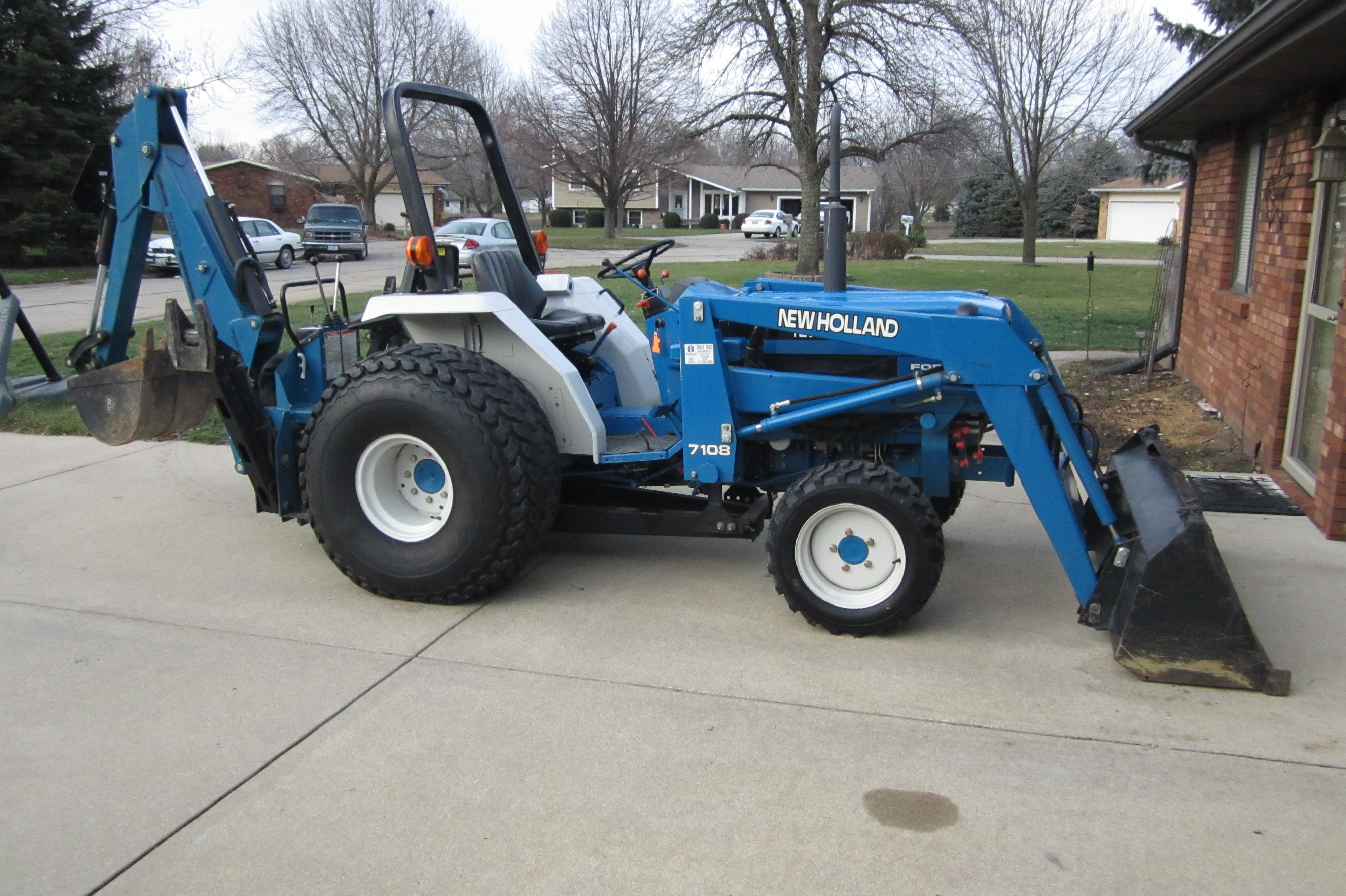 NEW HOLLAND 1920 For Sale - TractorHouse.com