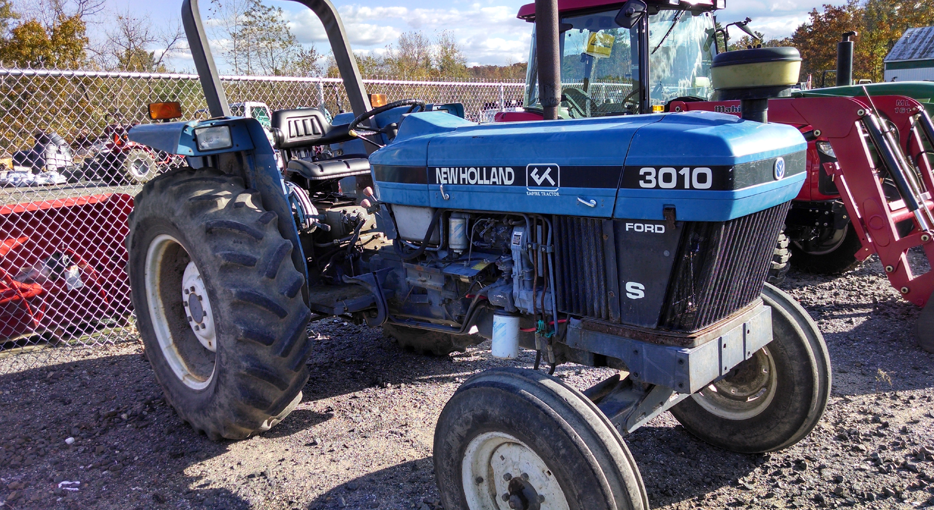 New Holland 3010 Tractor