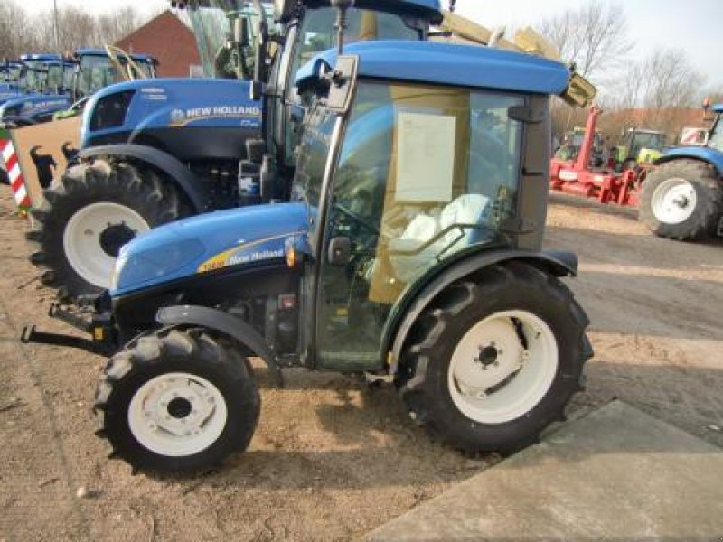 New Holland T 3030 Traktor - technikboerse.com
