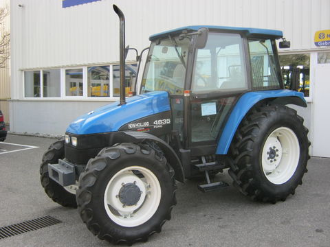 New Holland 4835 - L 65 - 540/540E Kabin - Landwirt.com