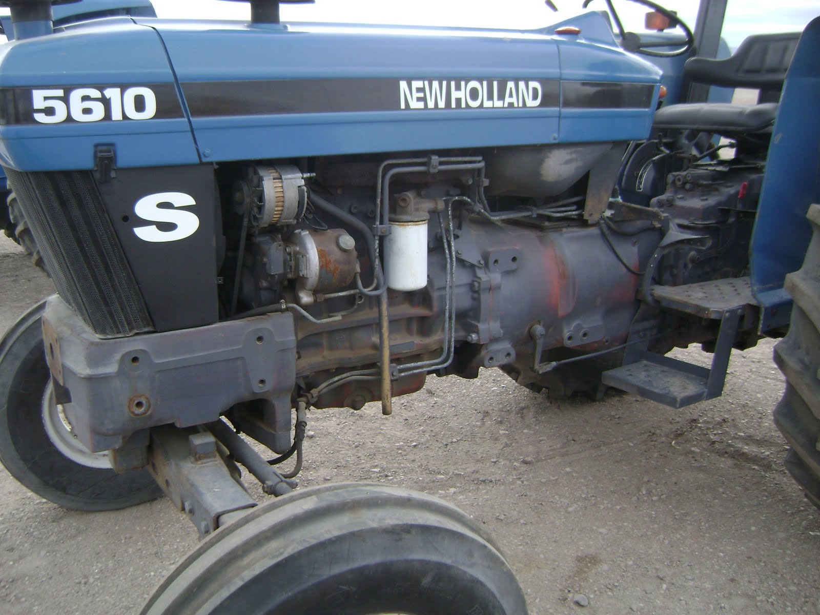 New Holland 5610:picture # 3, reviews, news, specs, buy car