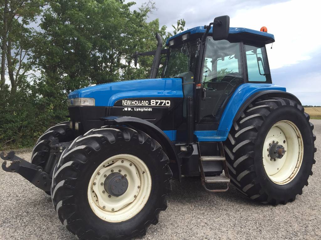 New Holland 8770 - Year: 2000 - Tractors - ID: B22D9BF6 - Mascus USA