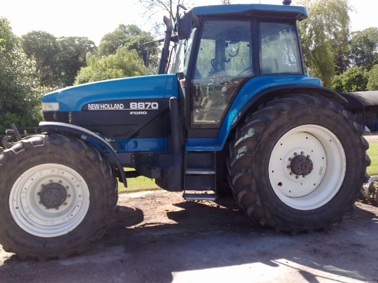 Tractor Photos - New Holland 8870