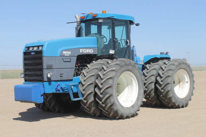 1994 Ford New Holland 9680, 4 hyds, std trans., 400HP, owner says ...