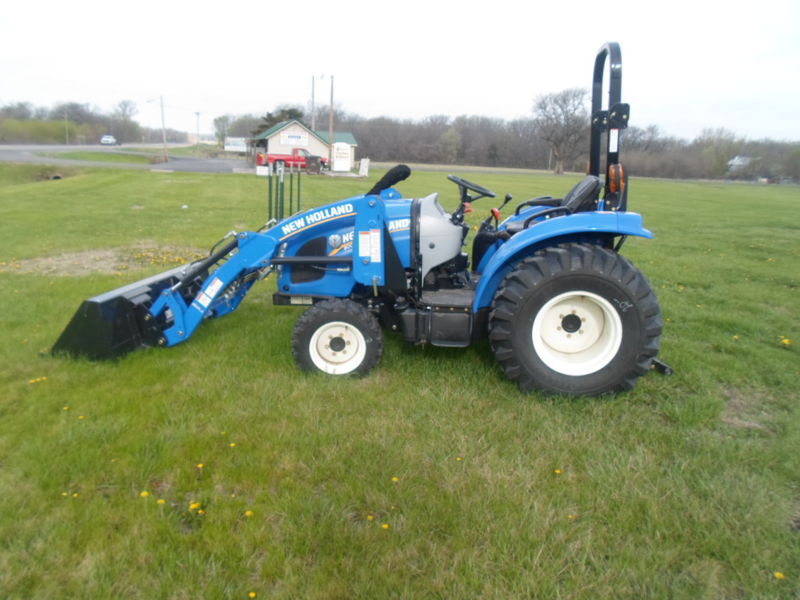 description new holland boomer 33 with loader 33 hsp 4wd new holland ...