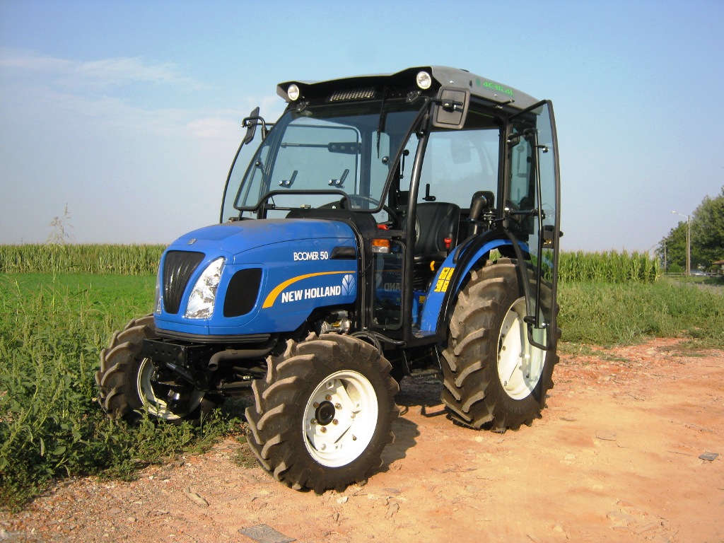 Tractor cab for New Holland Boomer | Agrital