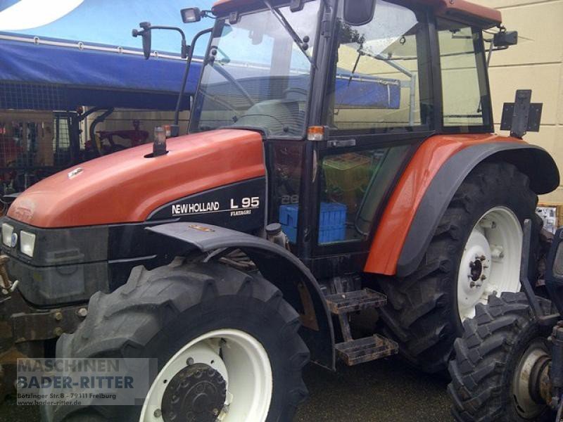 New Holland L95 DT Tractor - technikboerse.com