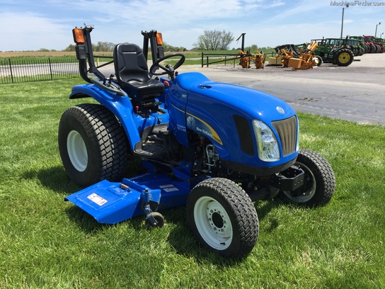 2008 New Holland T2220