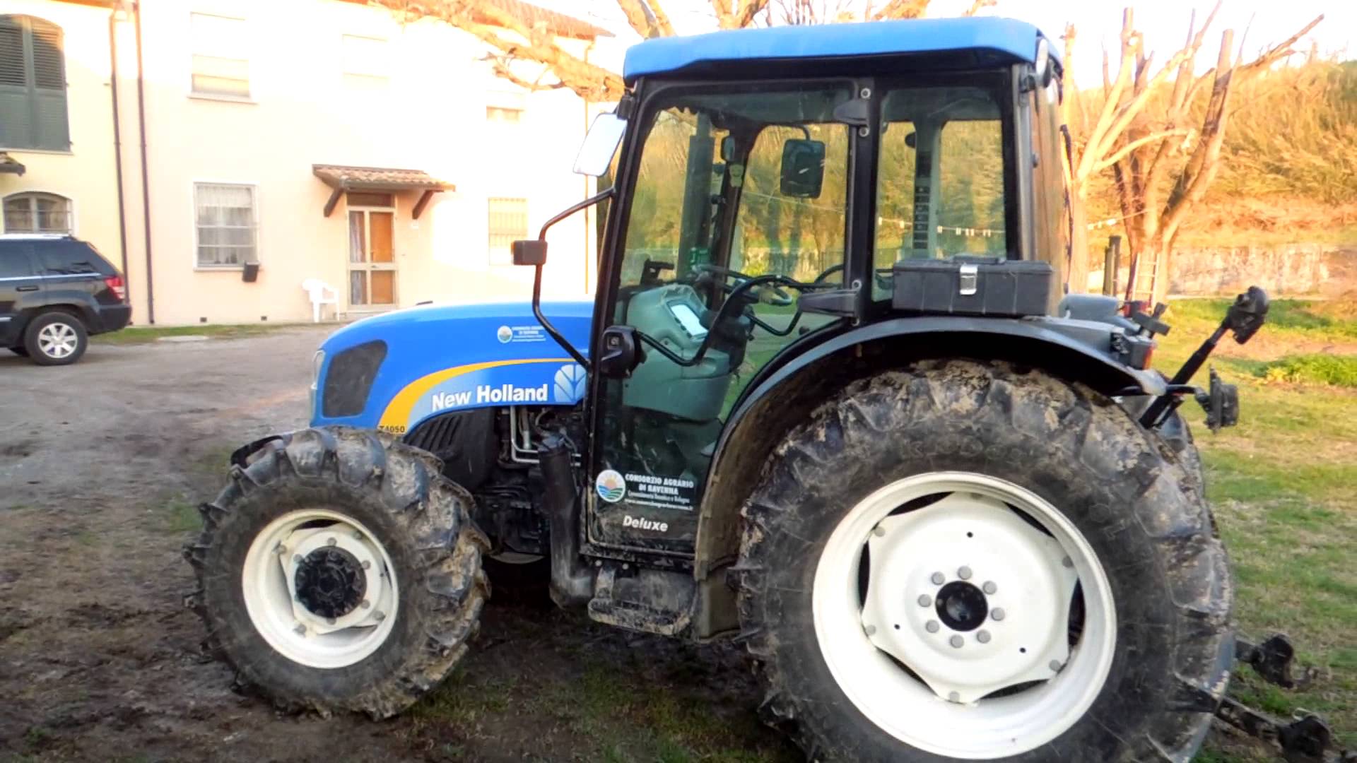 RISCALDAMENTO NEW HOLLAND T4050 DELUXE - YouTube