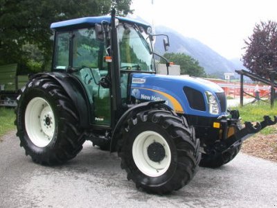 Tractor New Holland T4050