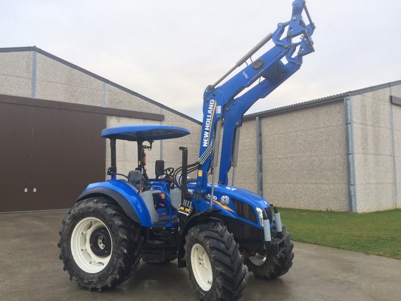New Holland T4105