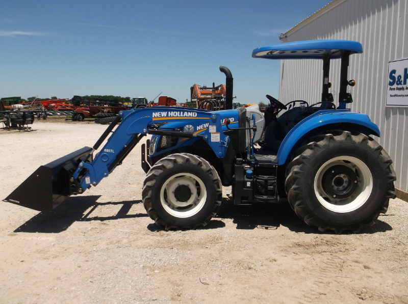 Photos of 2015 New Holland (NEW) T4.90 Deluxe 4x4 w/ Loader Tractor ...