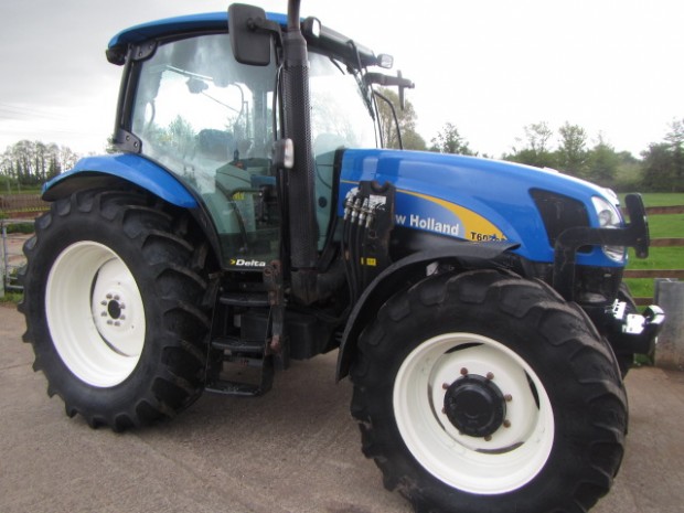 New Holland T6030 Delta, 2009, 4,456 hrs | Parris Tractors Ltd