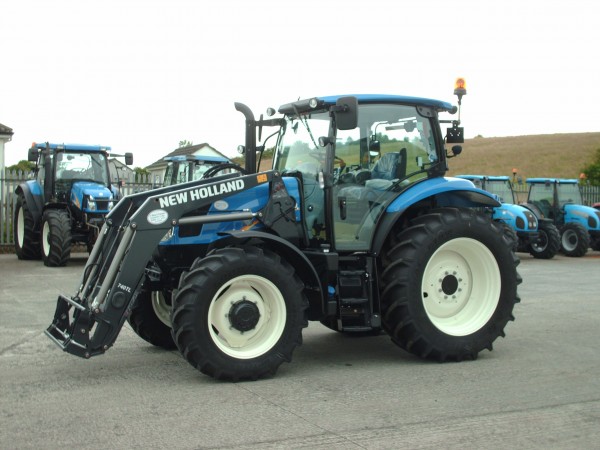 Briens Tractors - New Holland T6.140