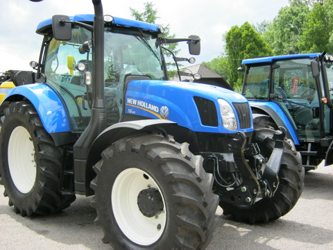 New Holland Series T6. Electro Command-T6.165 from Farming UK