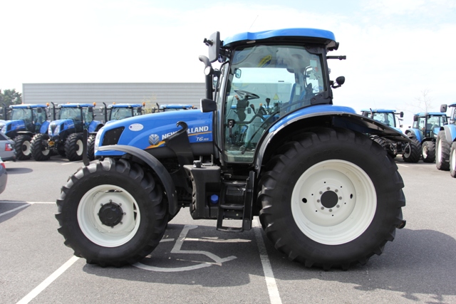 New Holland T6 Pictures to pin on Pinterest