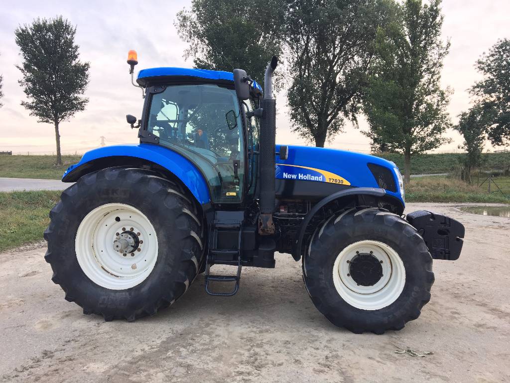 Used New Holland T7030 tractors Year: 2010 for sale - Mascus USA